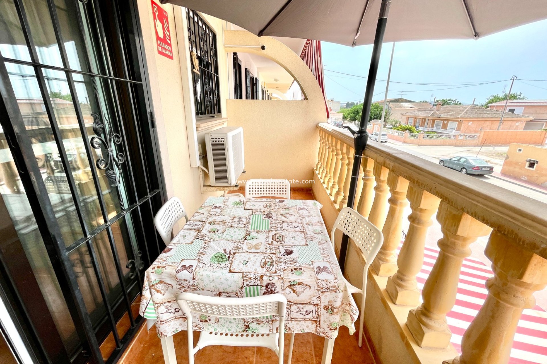 Revente - Maison de ville -
Daya Nueva - Costa Blanca