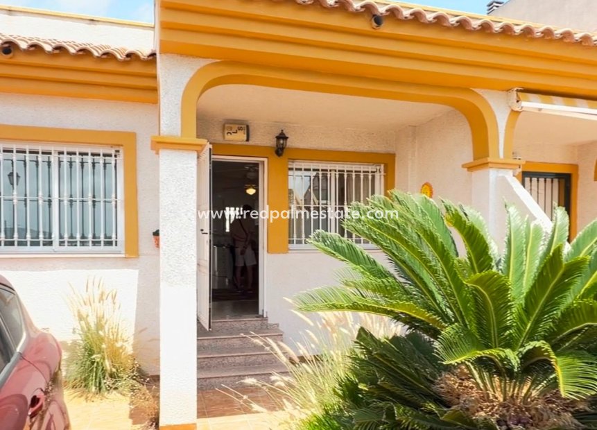 Revente - Maison de ville -
Daya Nueva - Costa Blanca