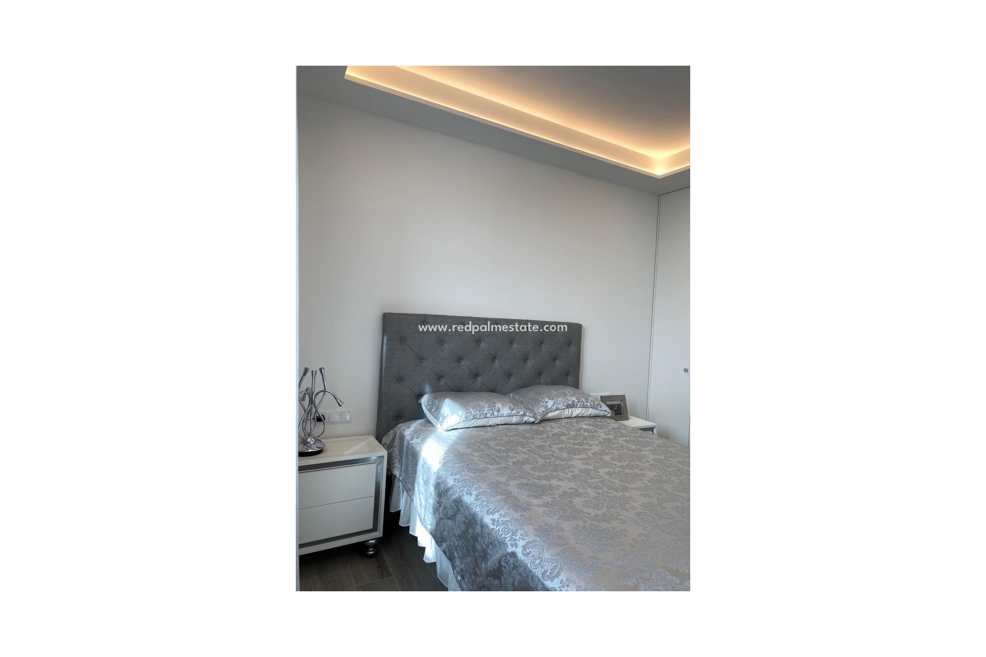 Revente - Maison de ville -
El Campello - Costa Blanca