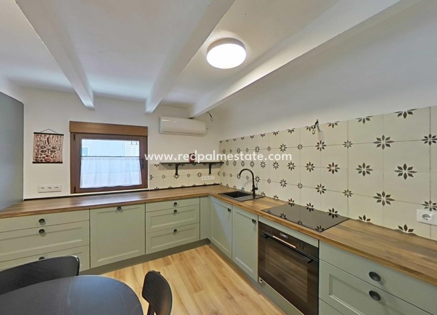 Revente - Maison de ville -
Formentera del Segura - Centro