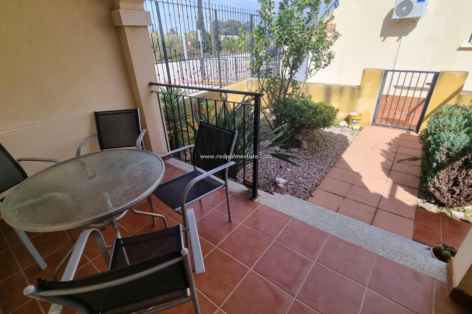 Revente - Maison de ville -
Guardamar del Segura - Urbanizaciones