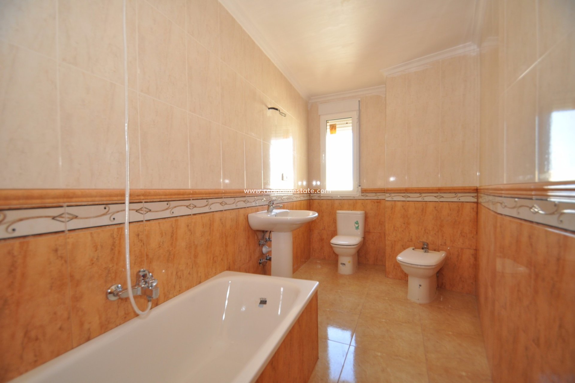 Revente - Maison de ville -
Ibi - Costa Blanca