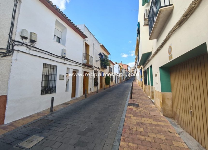 Revente - Maison de ville -
La Nucía - Costa Blanca