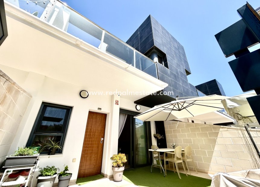 Revente - Maison de ville -
Orihuela Costa - Inland