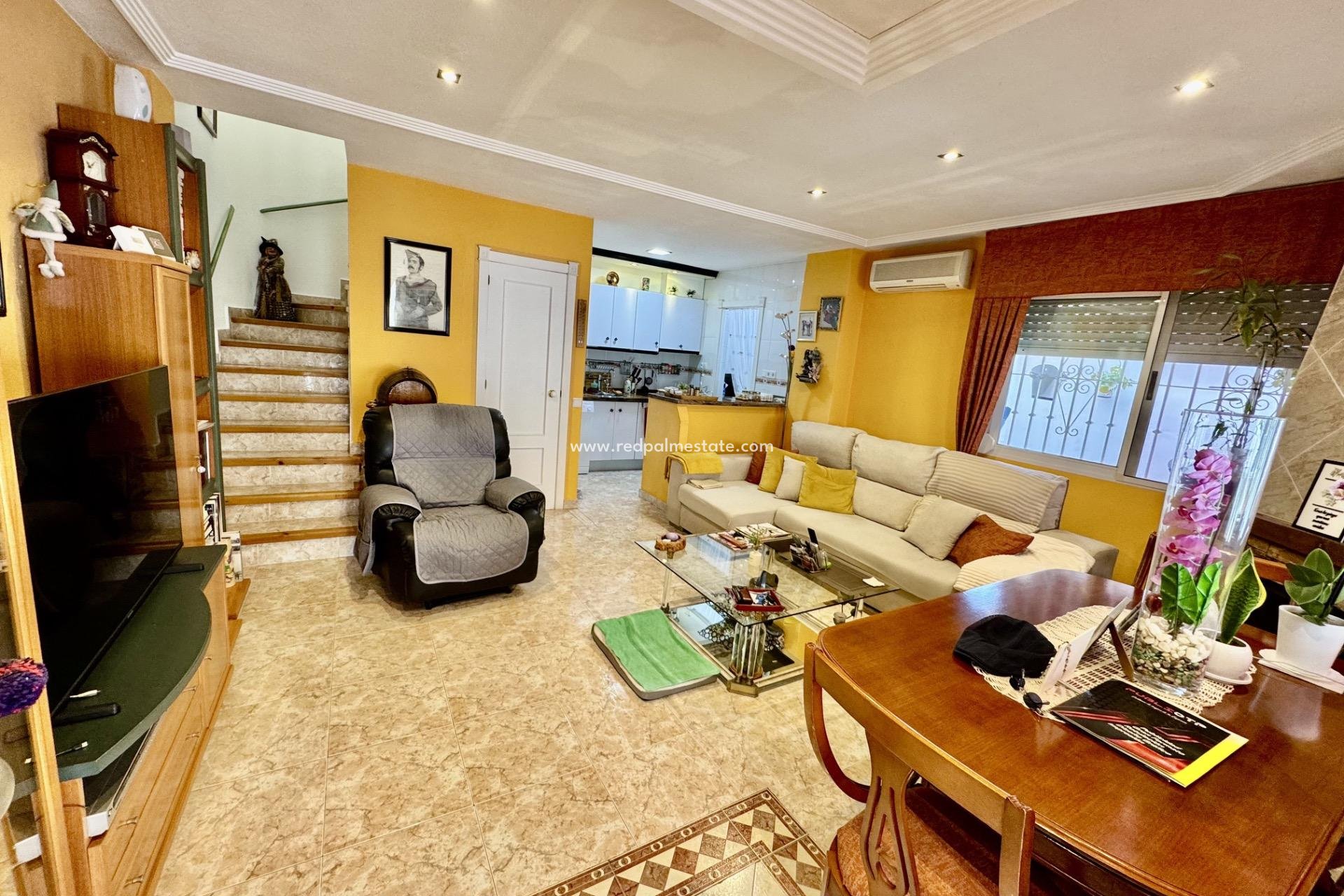 Revente - Maison de ville -
Orihuela Costa - La Florida