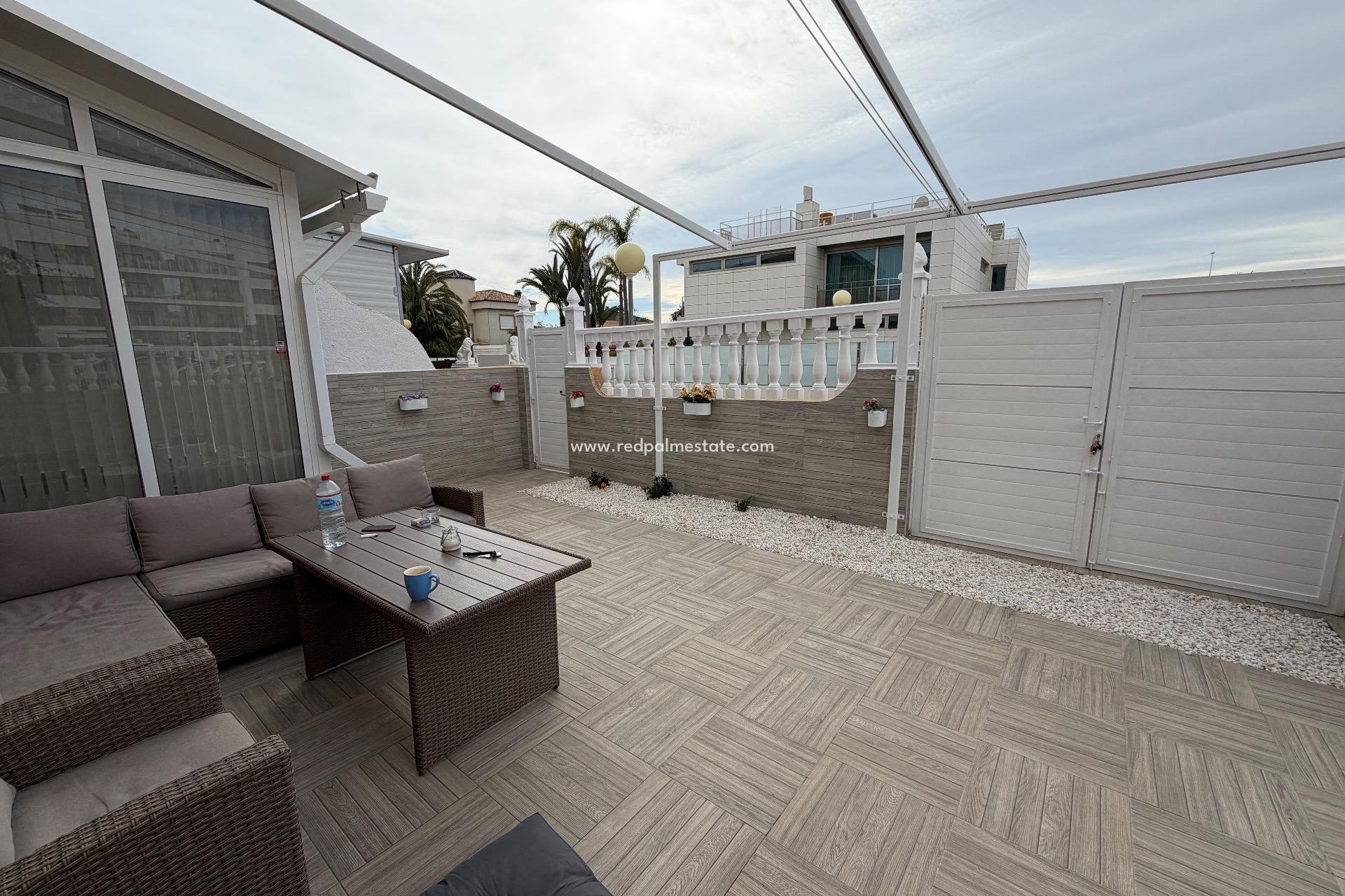 Revente - Maison de ville -
Orihuela Costa - La Zenia