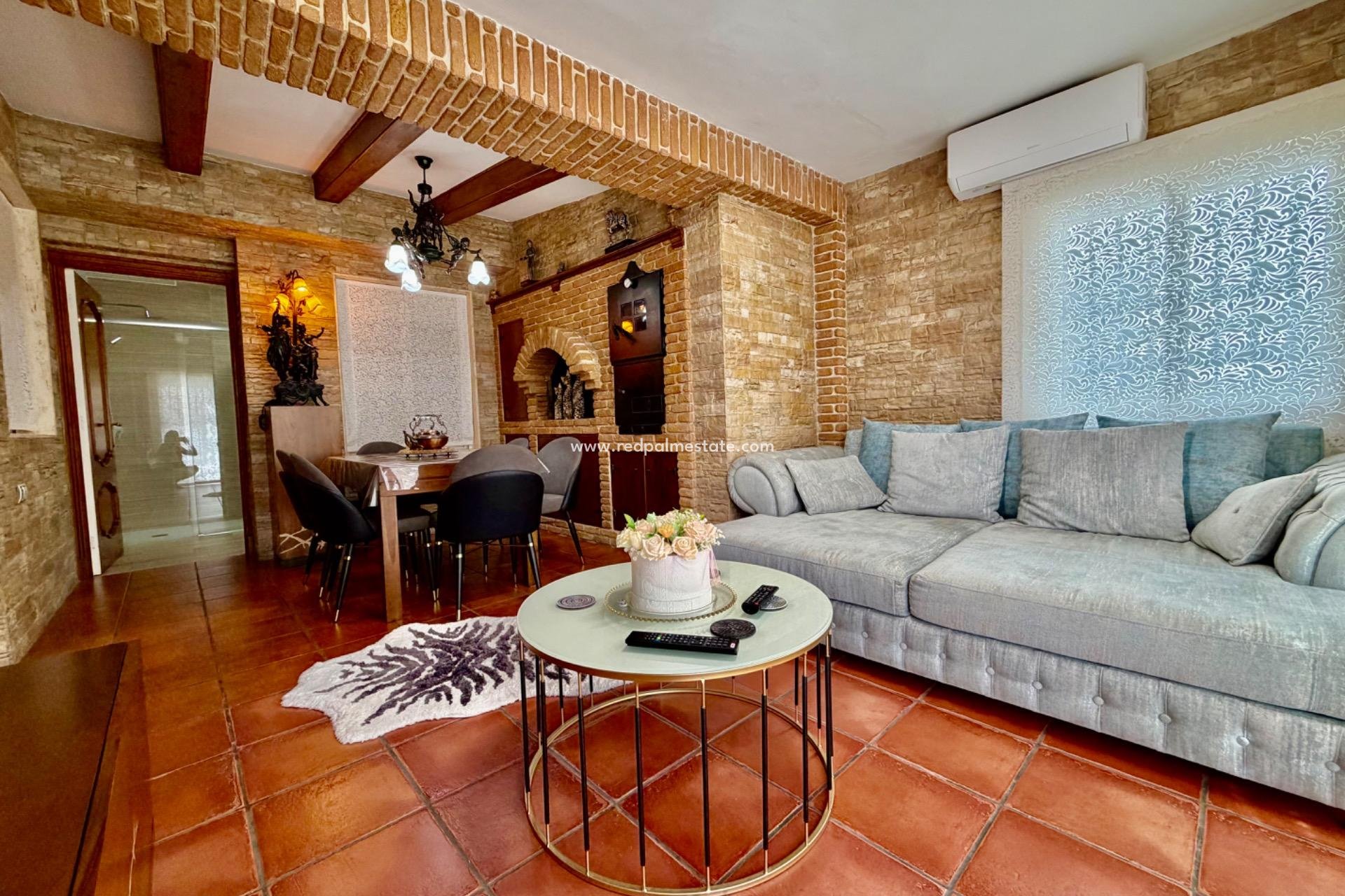 Revente - Maison de ville -
Orihuela Costa - La Zenia