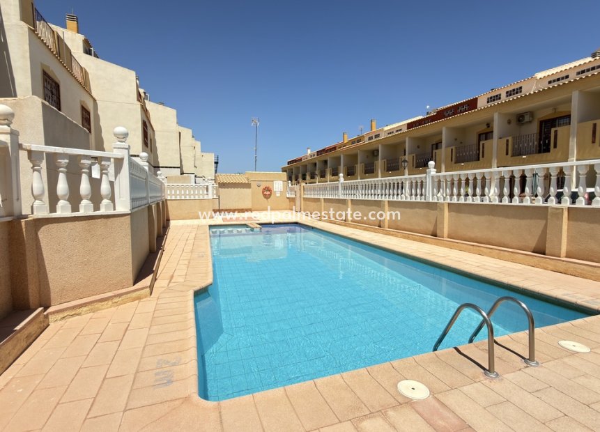 Revente - Maison de ville -
Orihuela Costa - La Zenia