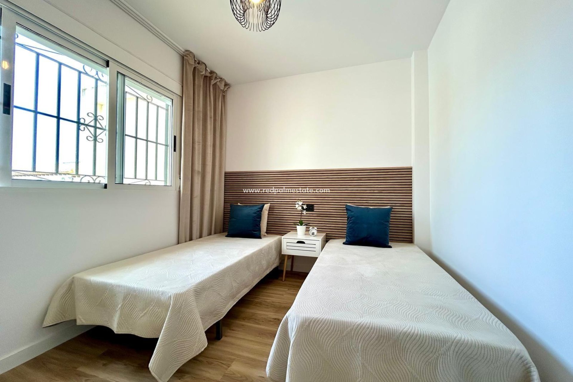 Revente - Maison de ville -
Orihuela Costa - Urbanización Perla del Mar