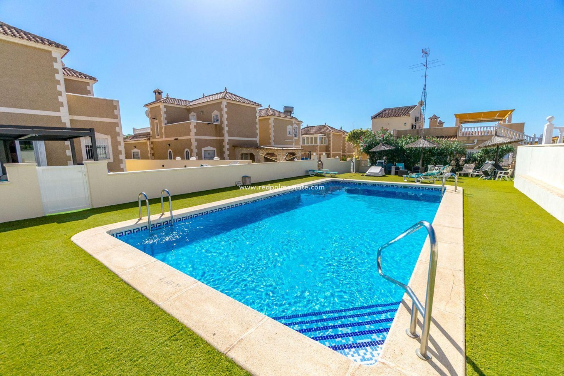 Revente - Maison de ville -
Orihuela Costa - Villamartín