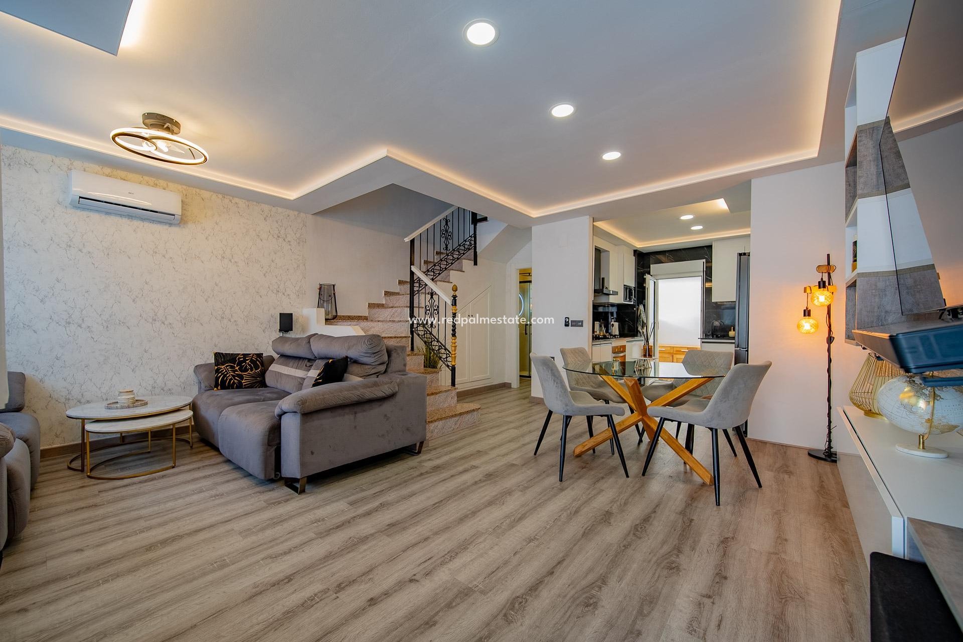 Revente - Maison de ville -
Orihuela Costa - Villamartín