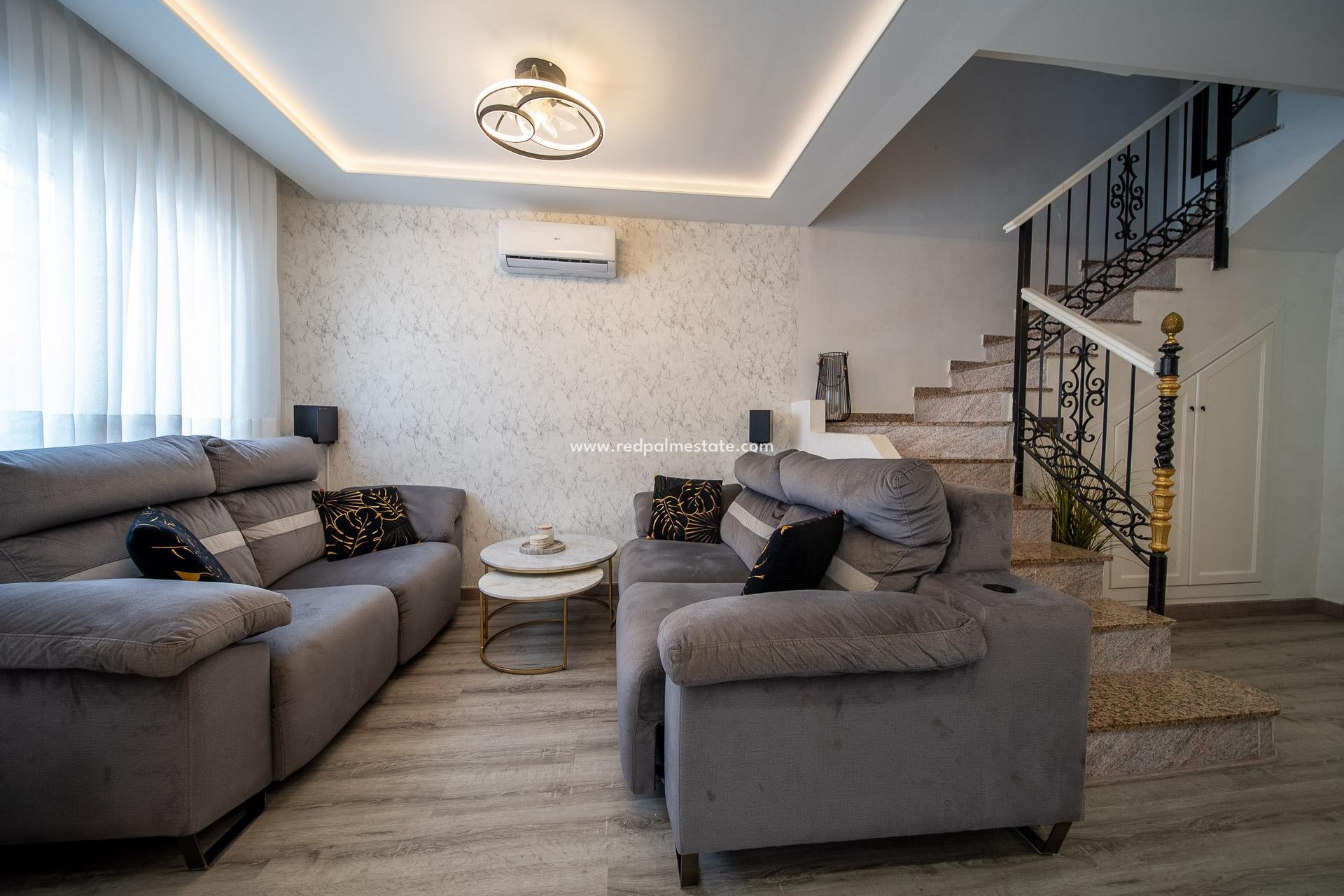 Revente - Maison de ville -
Orihuela Costa - Villamartín