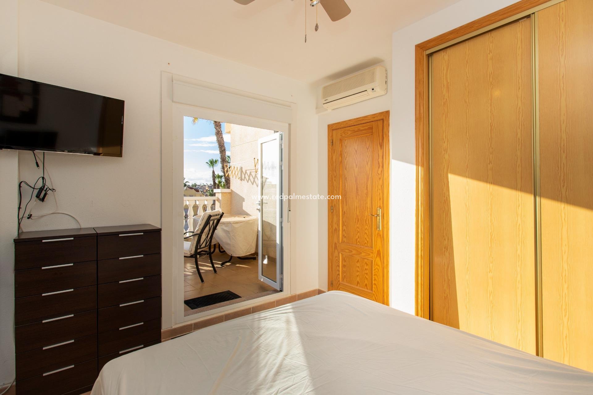 Revente - Maison de ville -
Orihuela Costa - Villamartín