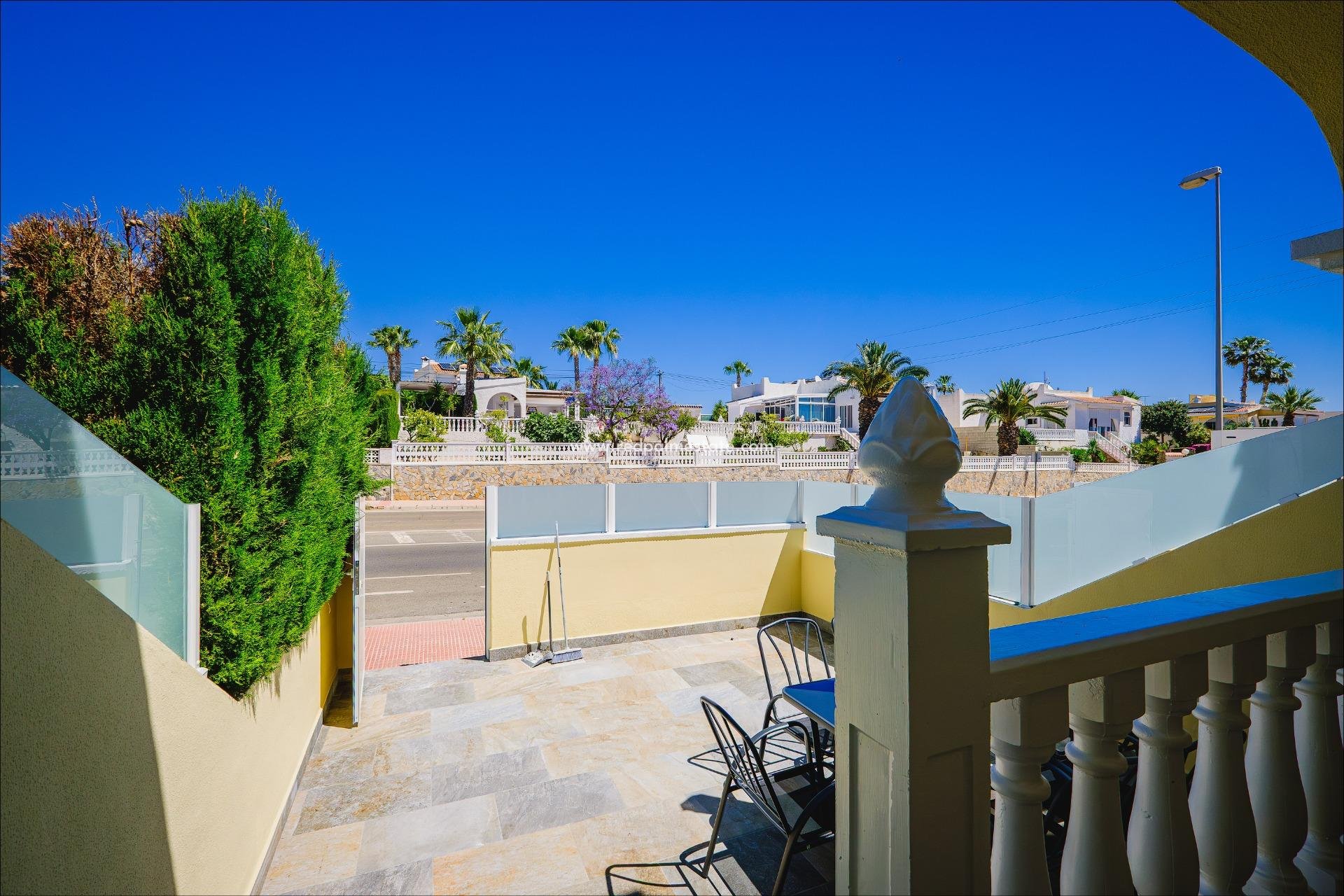 Revente - Maison de ville -
Orihuela Costa - Villamartín