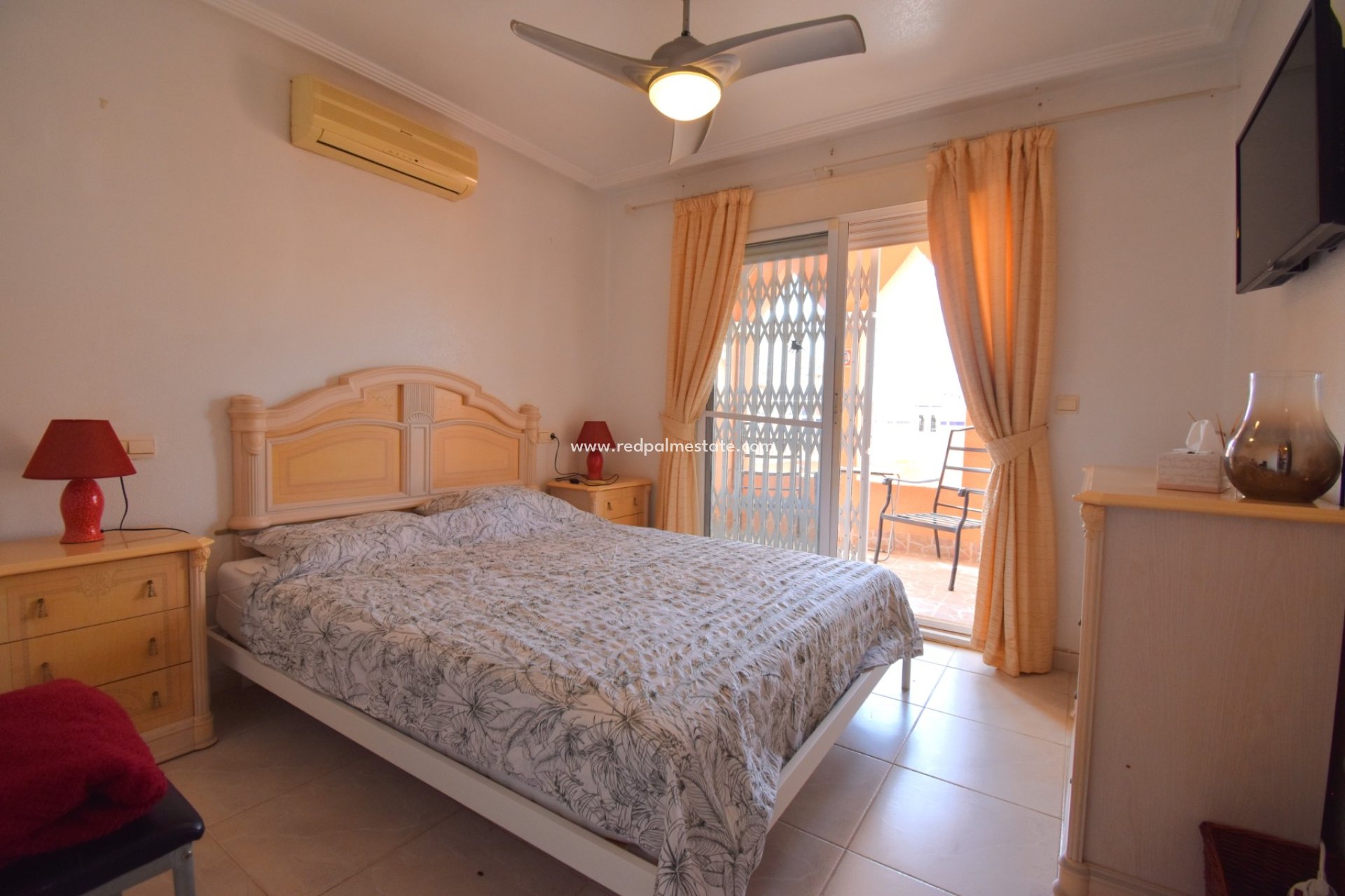 Revente - Maison de ville -
Orihuela Costa