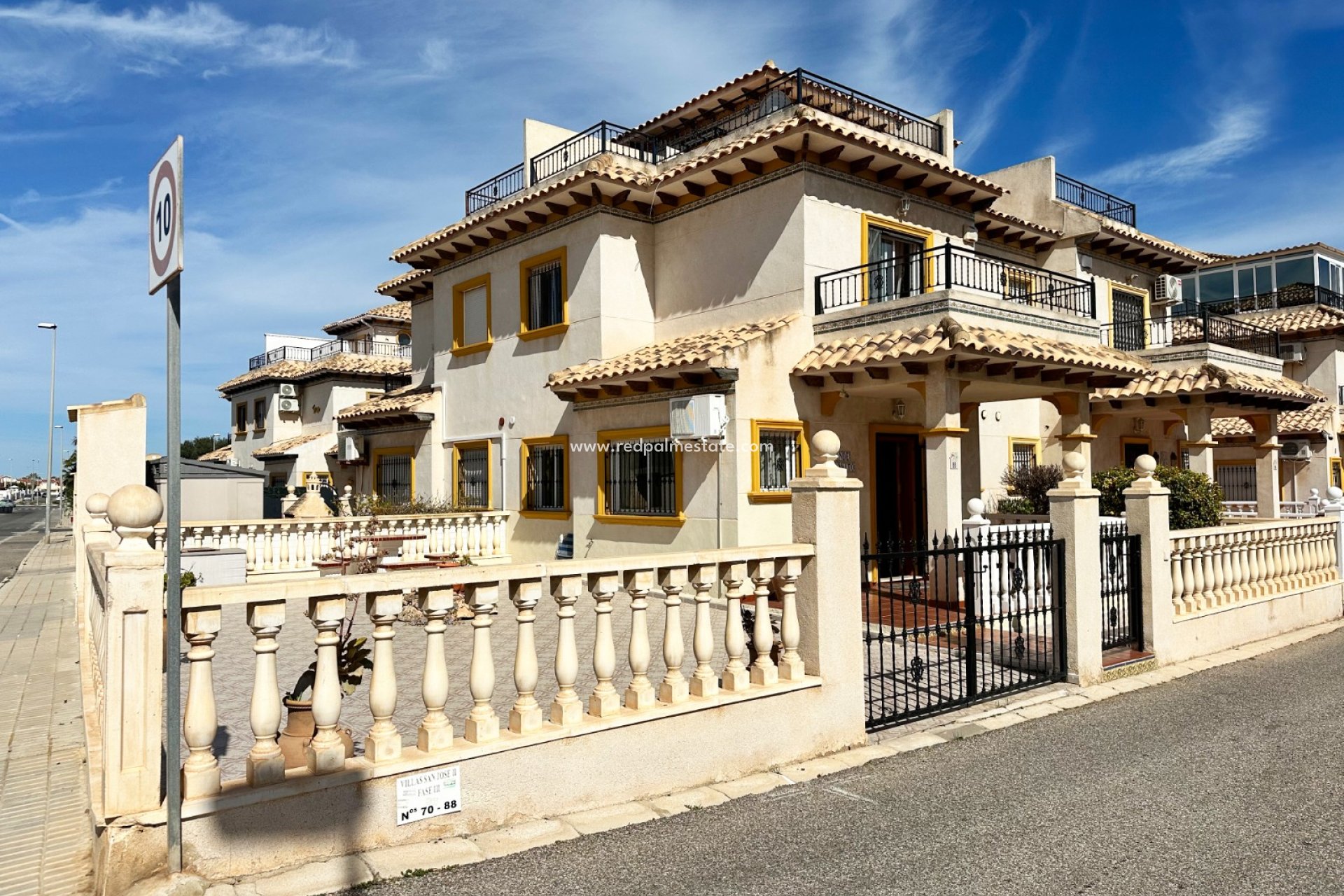 Revente - Maison de ville -
Orihuela Costa