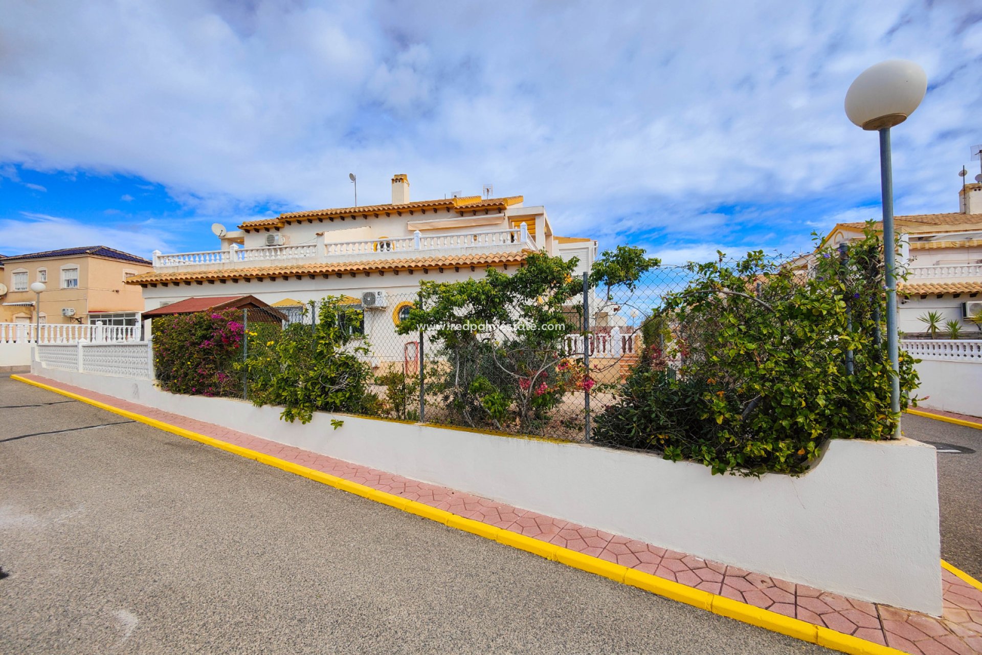 Revente - Maison de ville -
Orihuela Costa