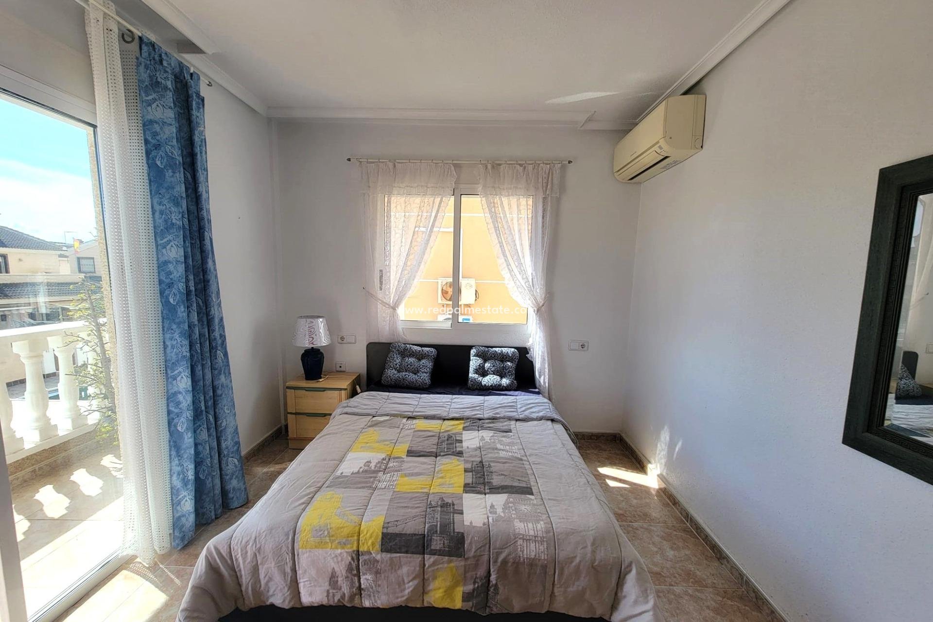 Revente - Maison de ville -
Pilar de la Horadada - Torre de la Horadada