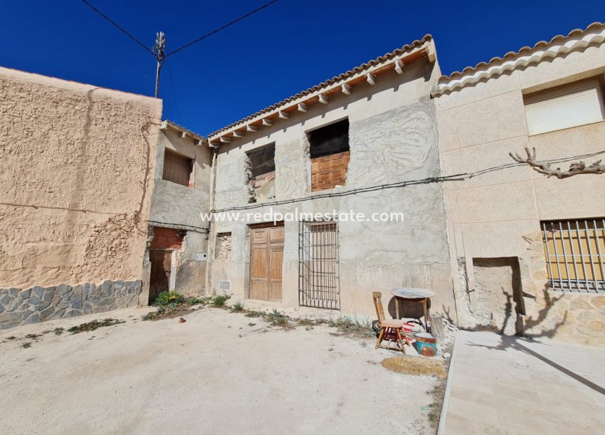 Revente - Maison de ville -
Pinoso - Inland
