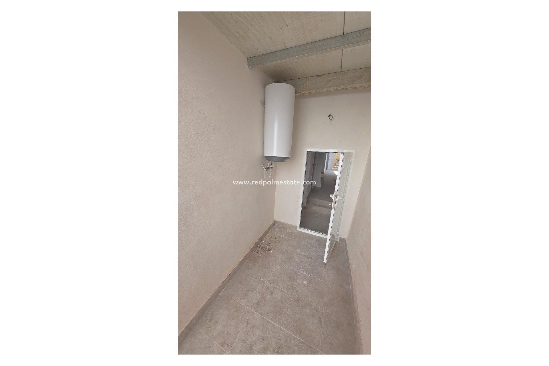 Revente - Maison de ville -
Pinoso - Inland