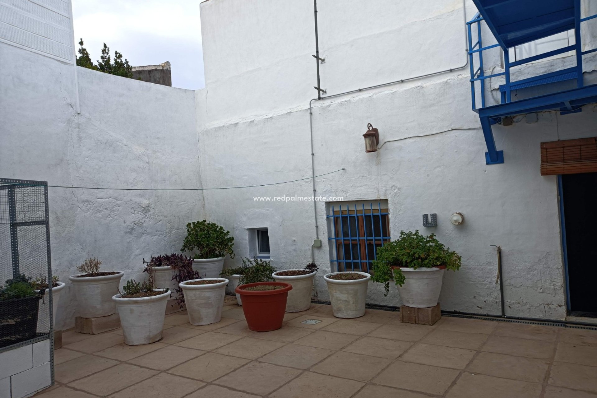 Revente - Maison de ville -
Pinoso - Inland