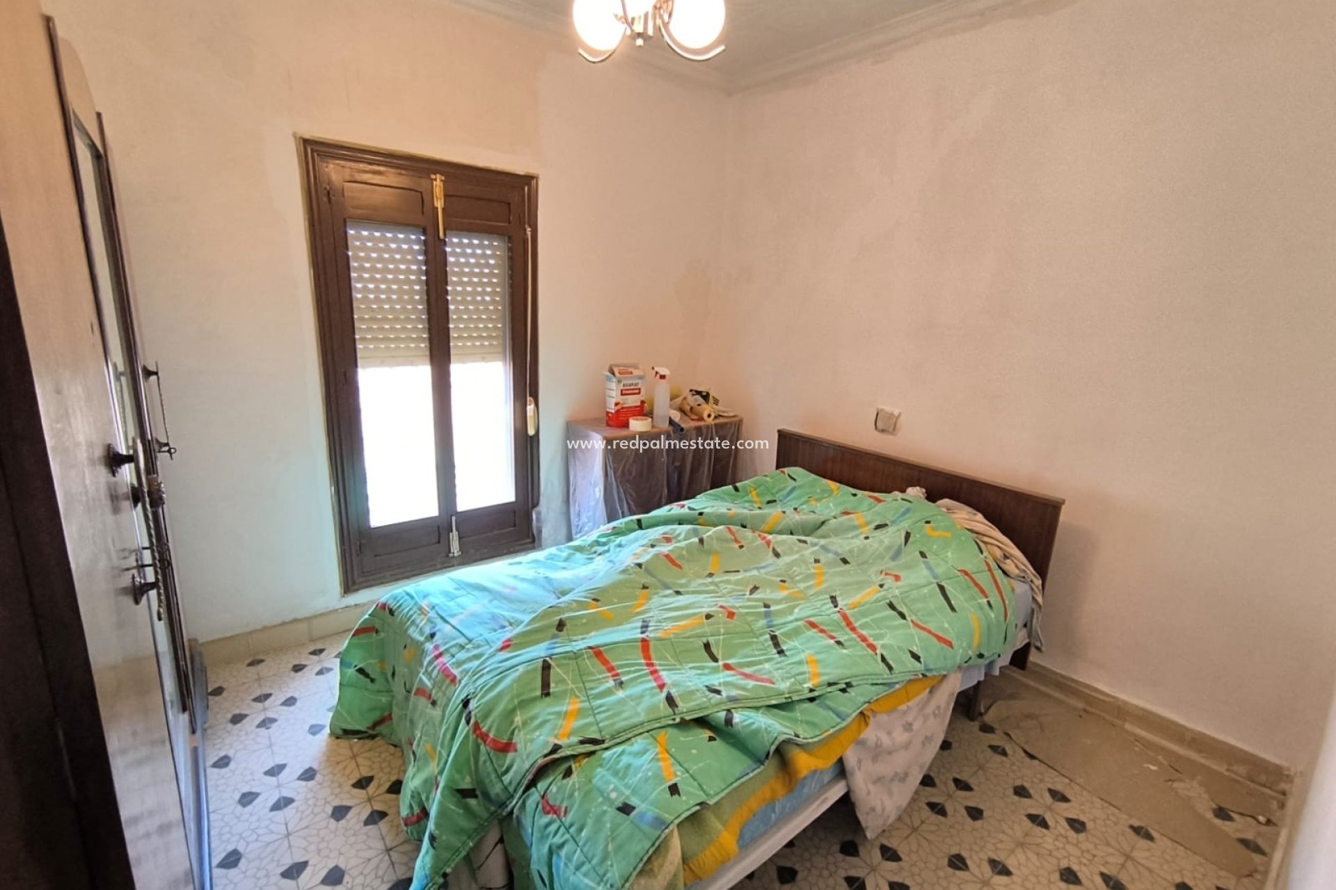 Revente - Maison de ville -
Pinoso - Inland