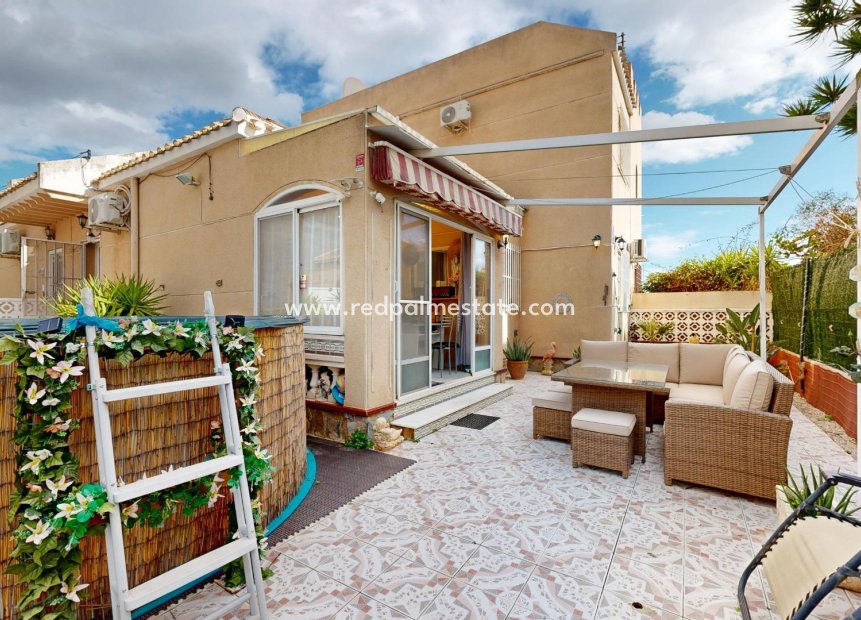 Revente - Maison de ville -
San Miguel de Salinas - 03193