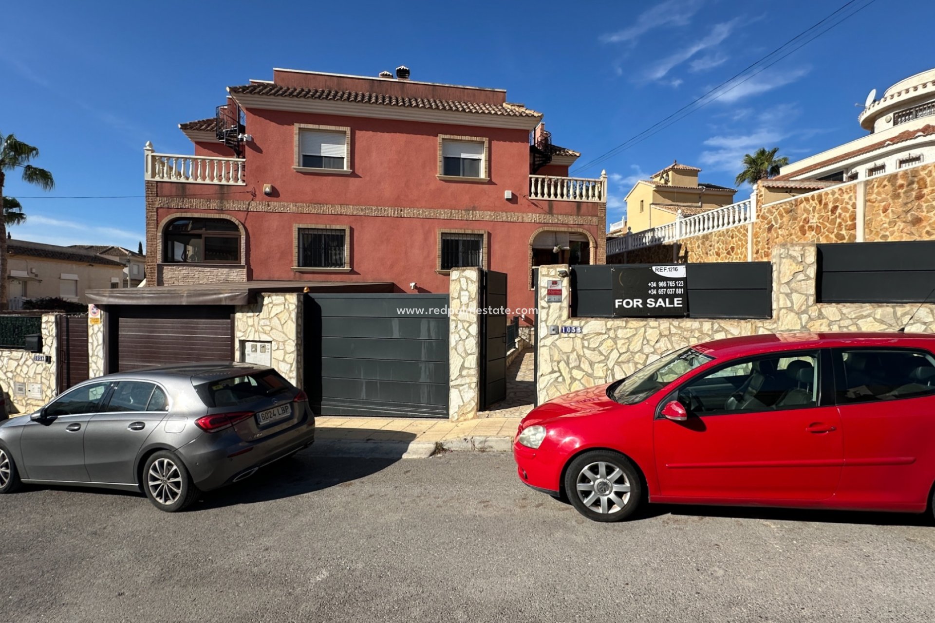 Revente - Maison de ville -
San Miguel de Salinas - Inland