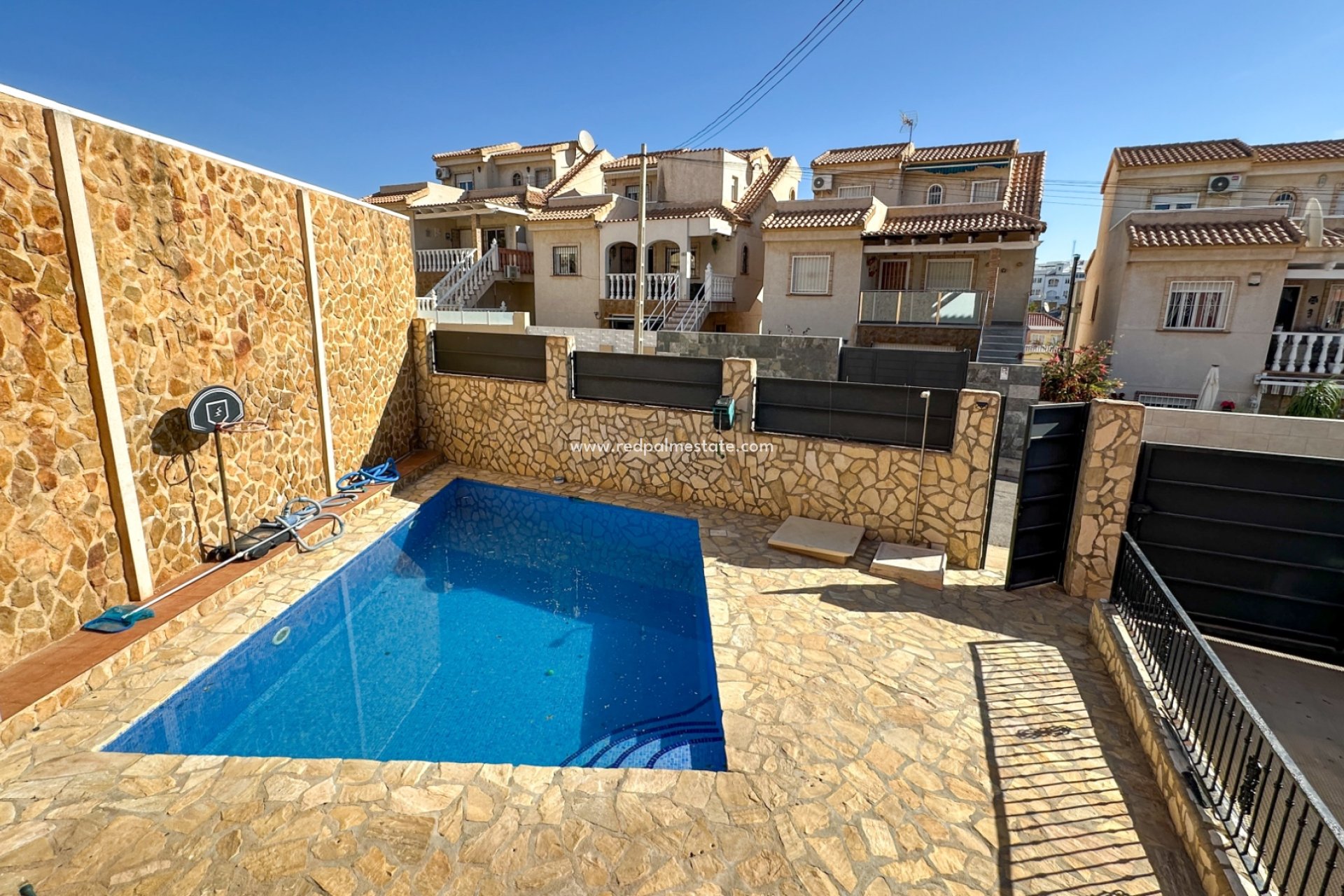 Revente - Maison de ville -
San Miguel de Salinas - Inland