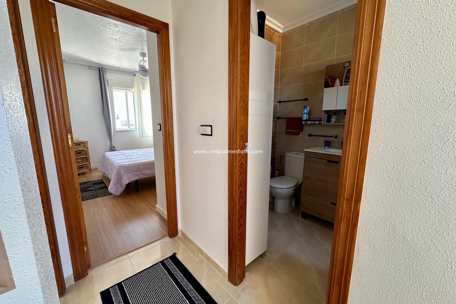 Revente - Maison de ville -
San Miguel de Salinas - Residencial Los Flamencos