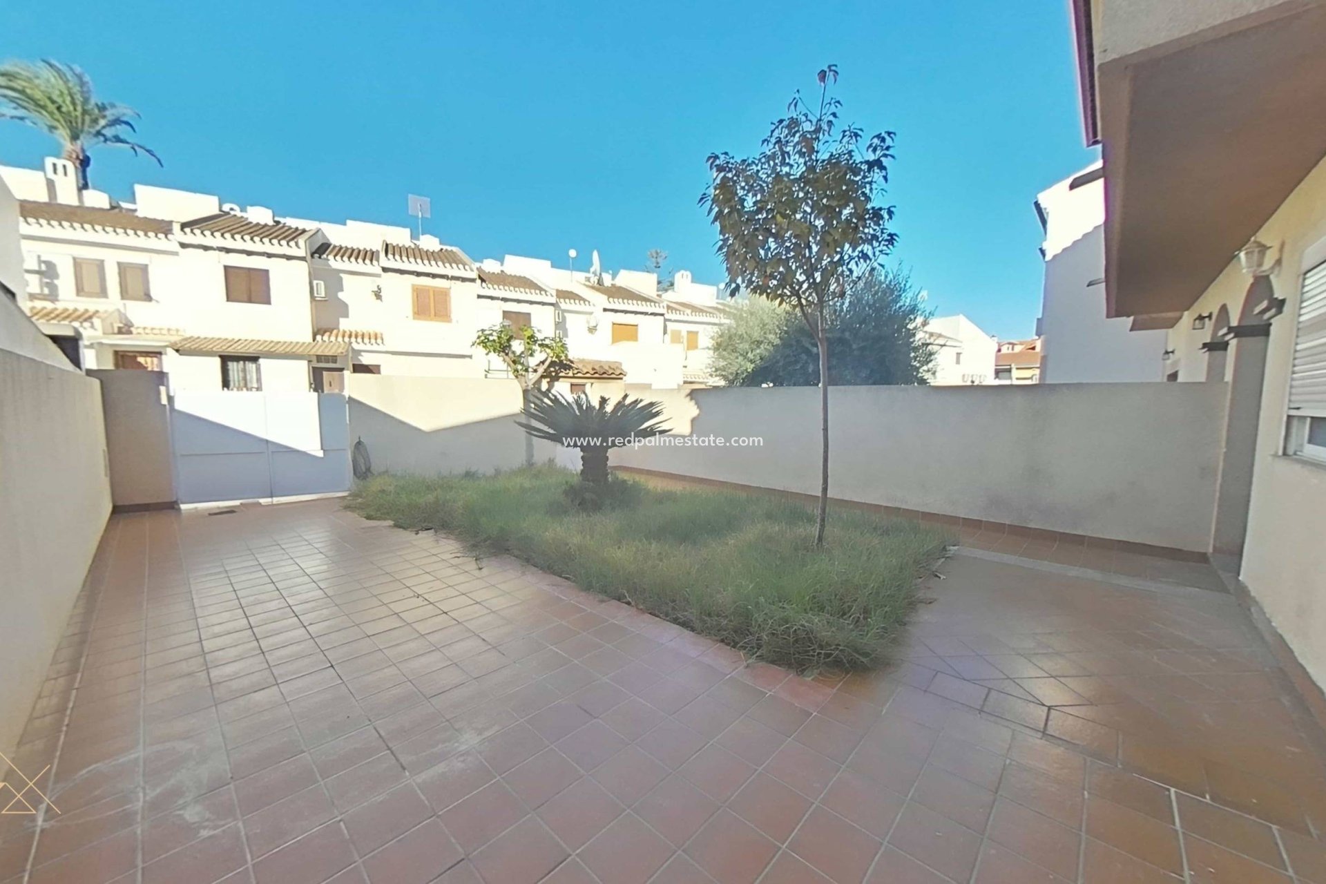 Revente - Maison de ville -
San Pedro del Pinatar - Lo pagan