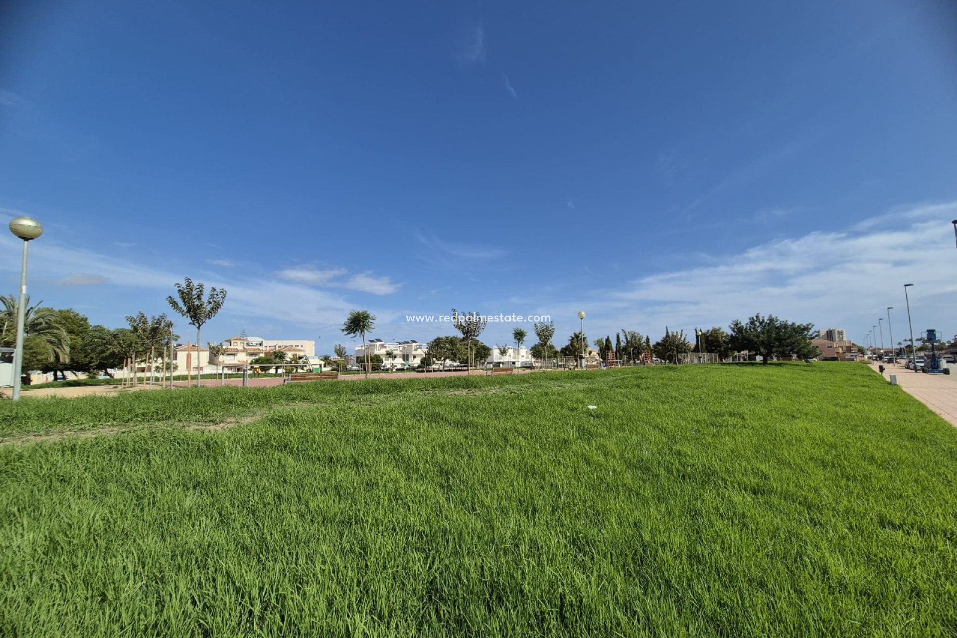 Revente - Maison de ville -
Santiago de la Ribera - Santiago De La Ribera