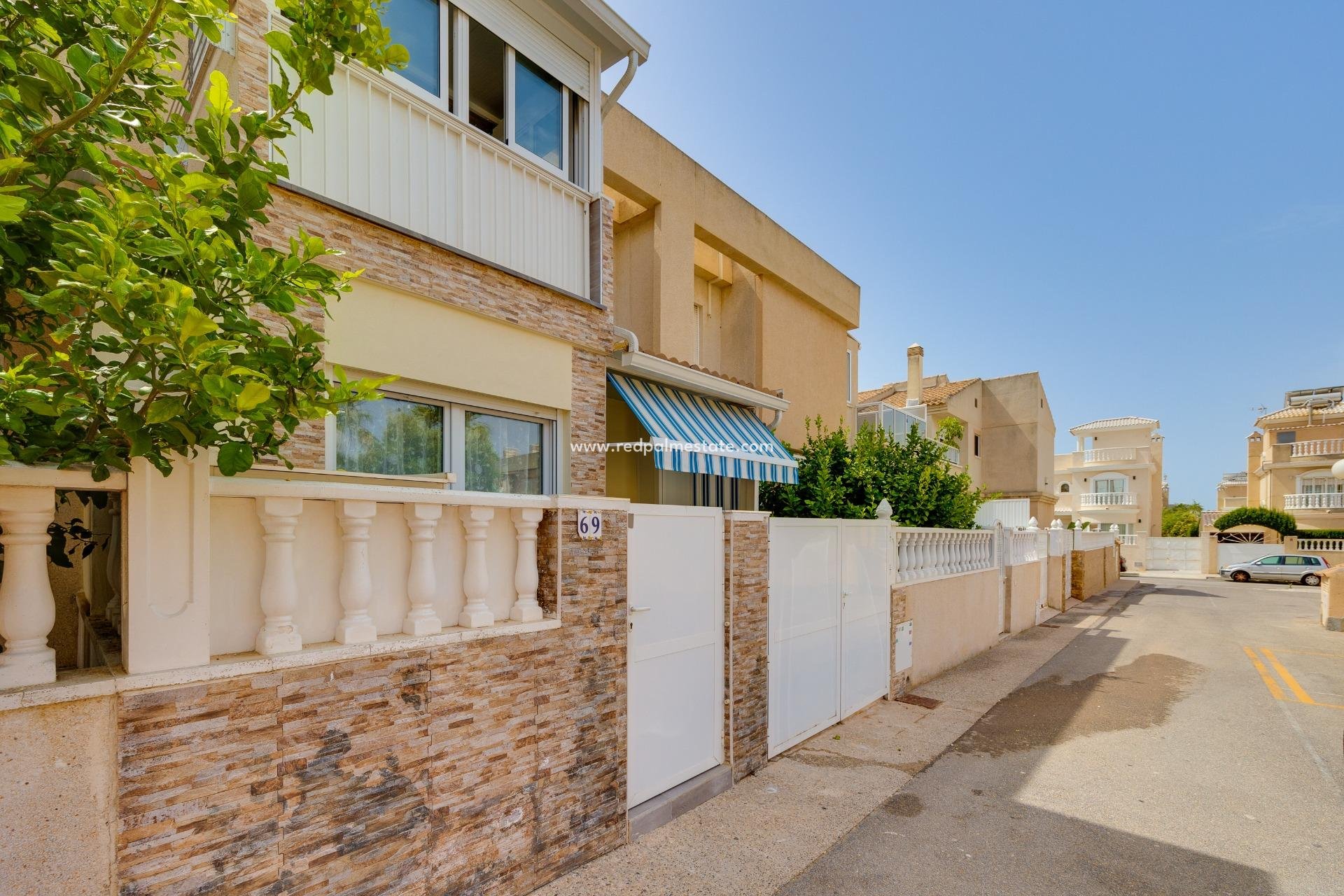 Revente - Maison de ville -
Torrevieja - Aguas Nueva