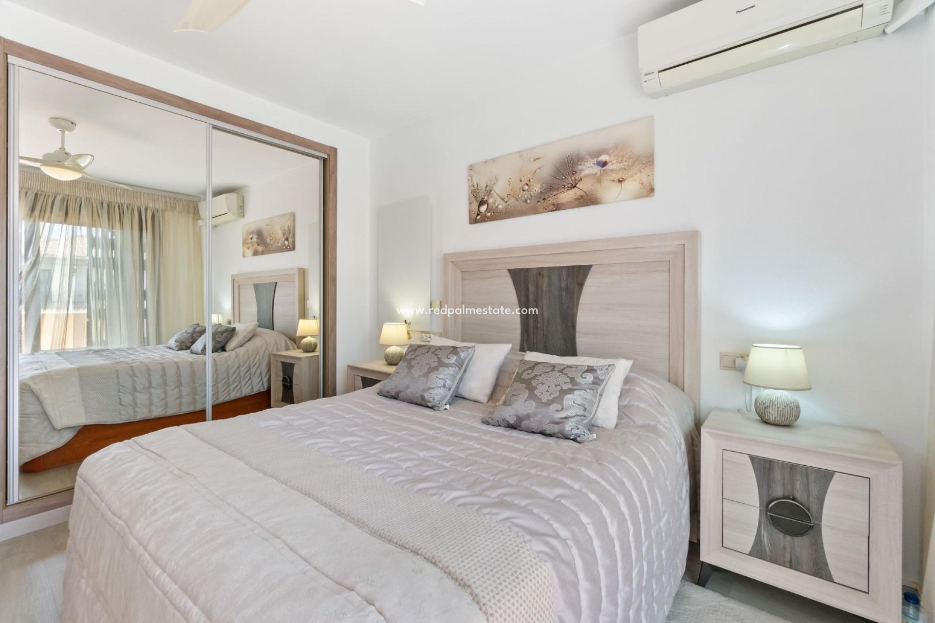 Revente - Maison de ville -
Torrevieja - Aguas Nueva