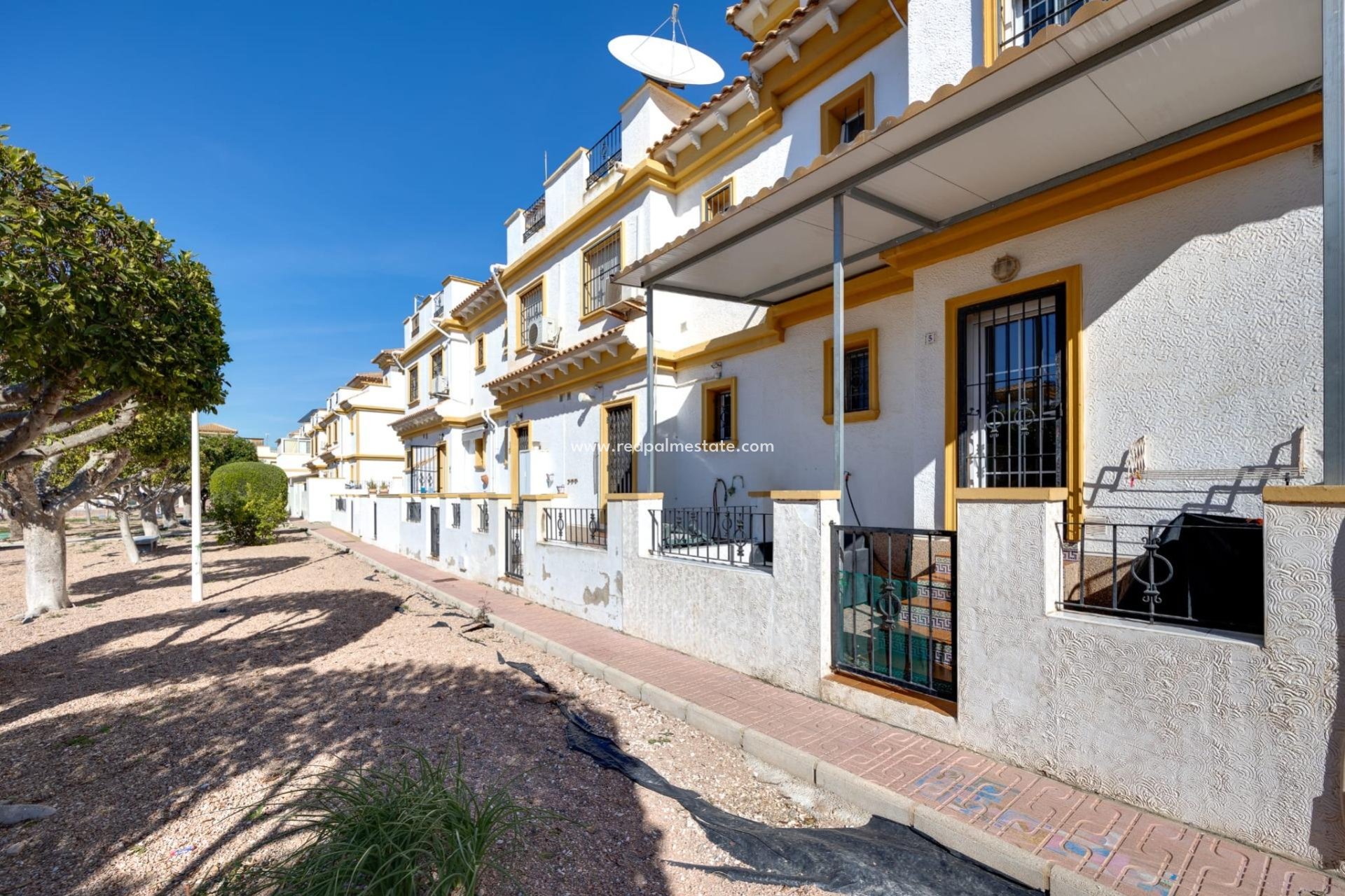 Revente - Maison de ville -
Torrevieja - Aguas Nueva