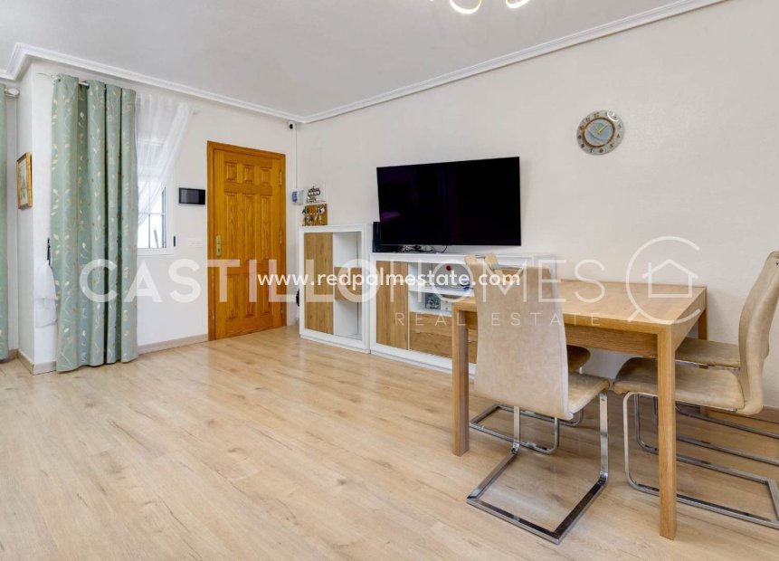 Revente - Maison de ville -
Torrevieja - Aguas Nueva