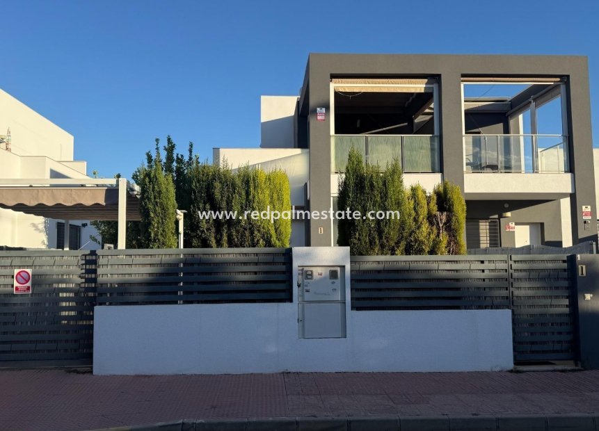 Revente - Maison de ville -
Torrevieja - Aguas Nueva