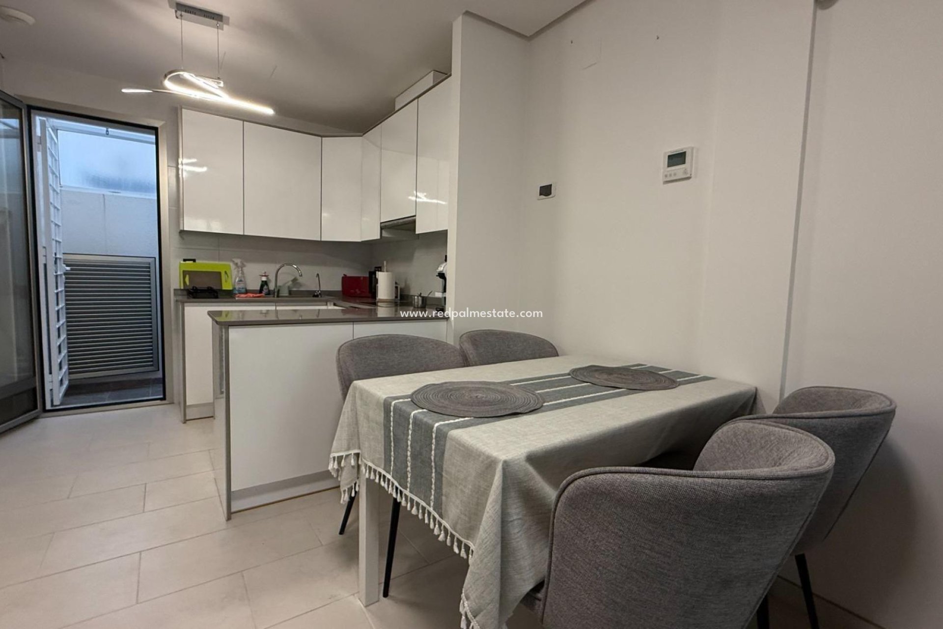 Revente - Maison de ville -
Torrevieja - Aguas Nueva