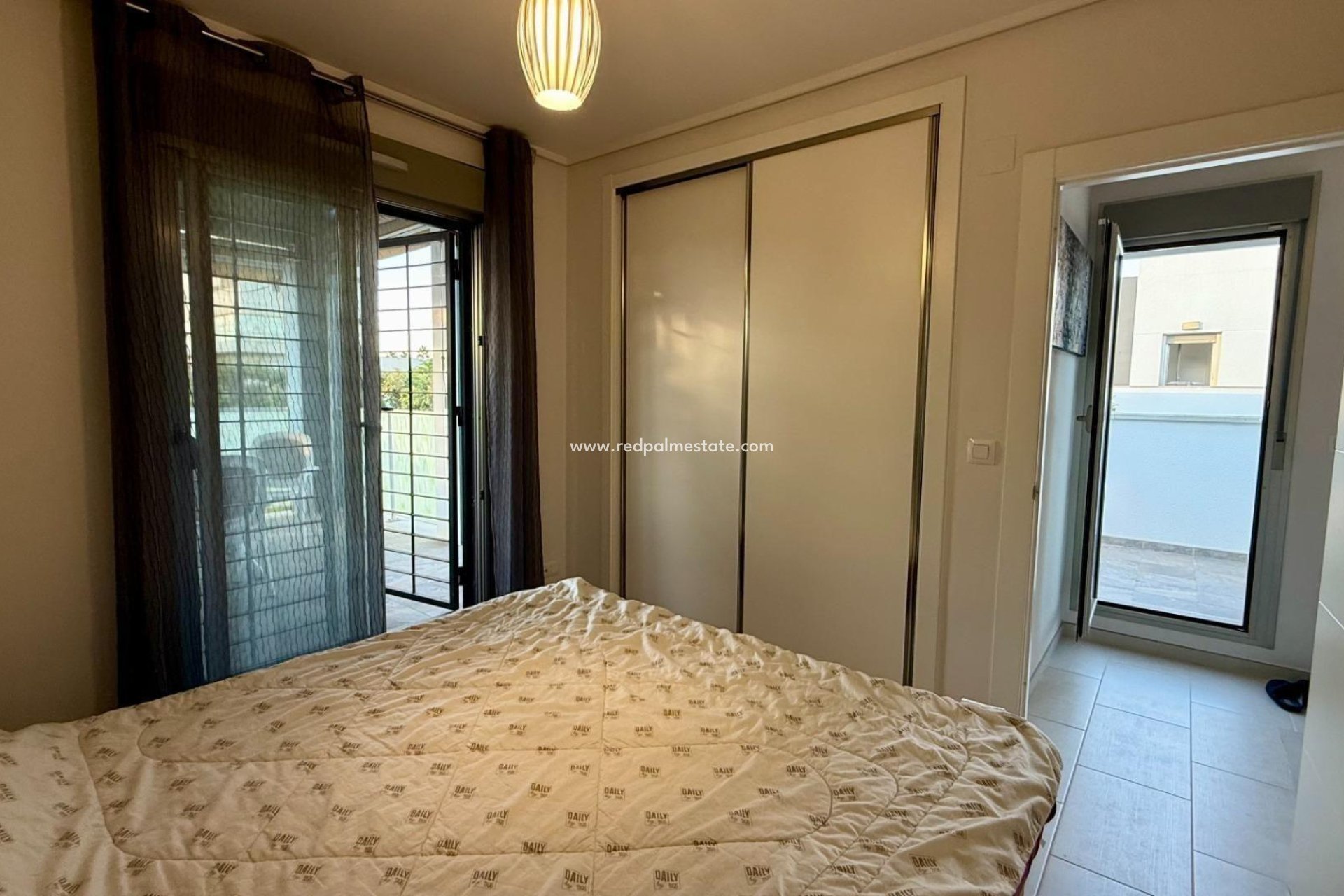 Revente - Maison de ville -
Torrevieja - Aguas Nueva