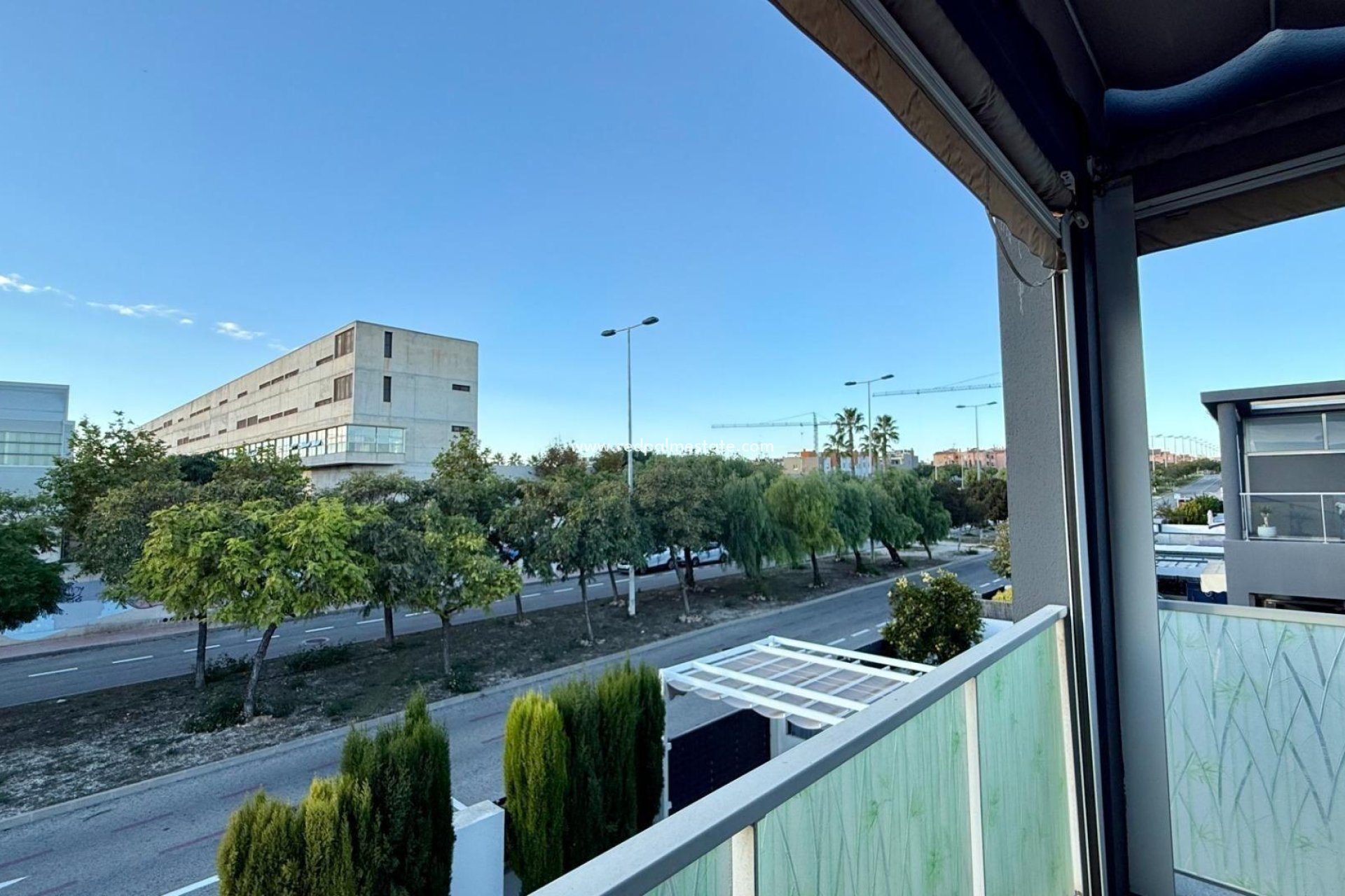 Revente - Maison de ville -
Torrevieja - Aguas Nueva