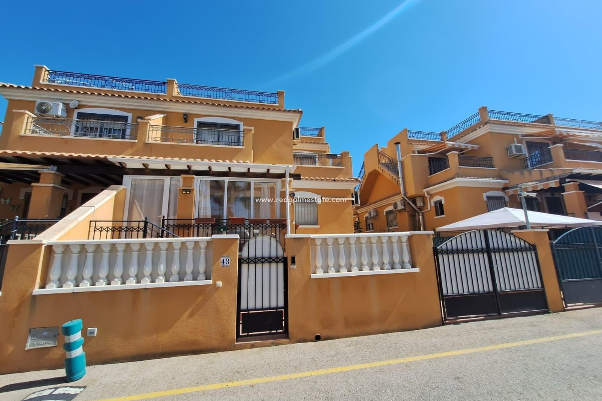 Revente - Maison de ville -
Torrevieja - Aguas Nuevas