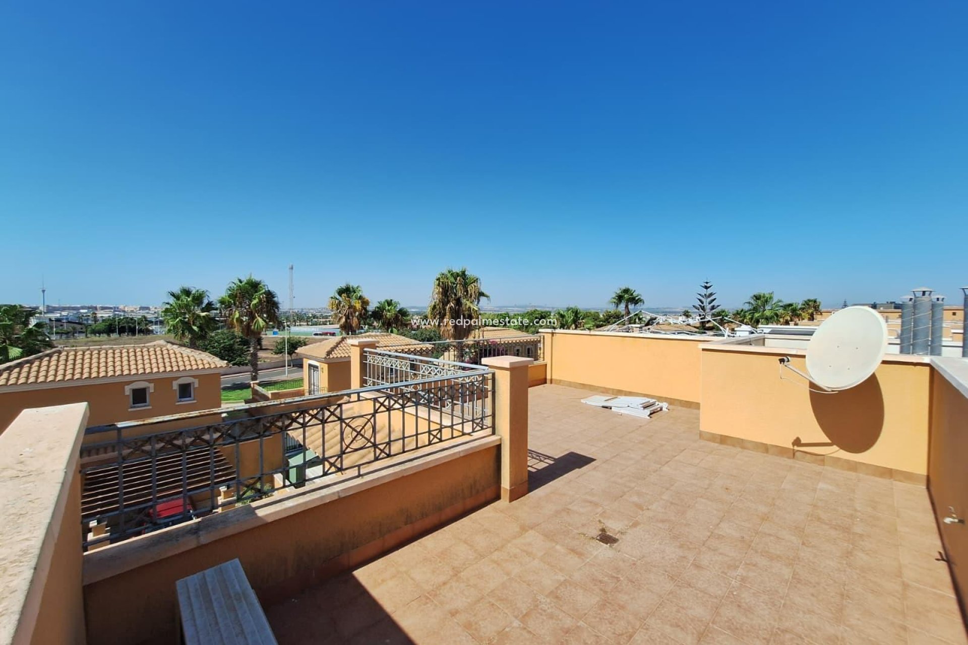 Revente - Maison de ville -
Torrevieja - Aguas Nuevas