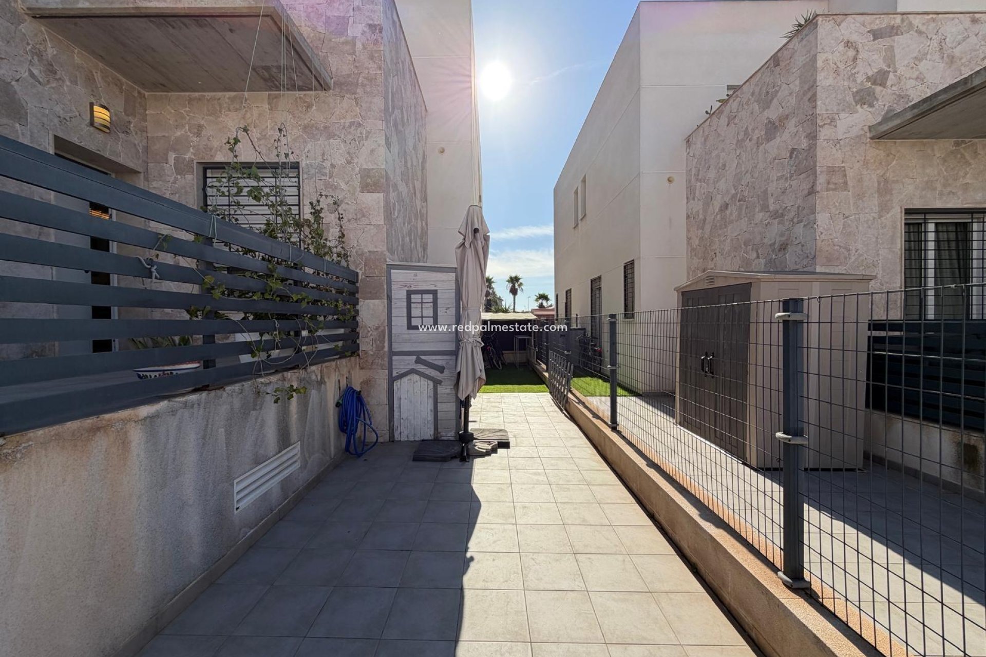 Revente - Maison de ville -
Torrevieja - Aguas Nuevas