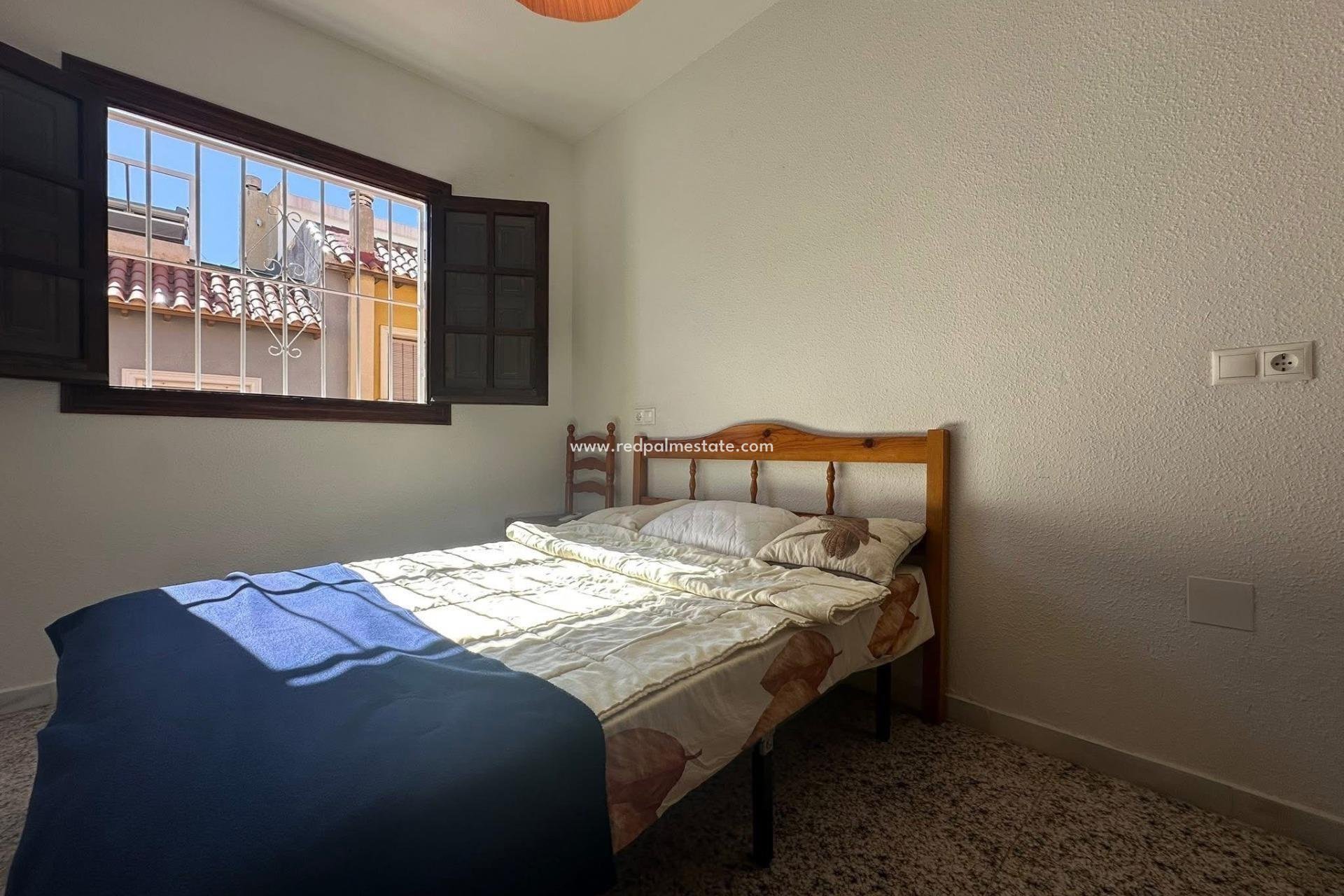 Revente - Maison de ville -
Torrevieja - Cabo cervera
