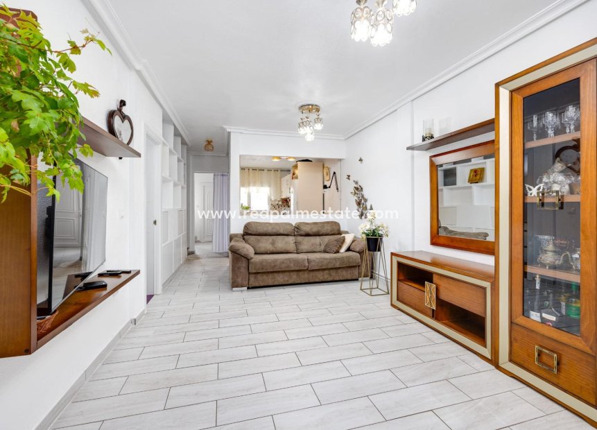 Revente - Maison de ville -
Torrevieja - Calas blanca