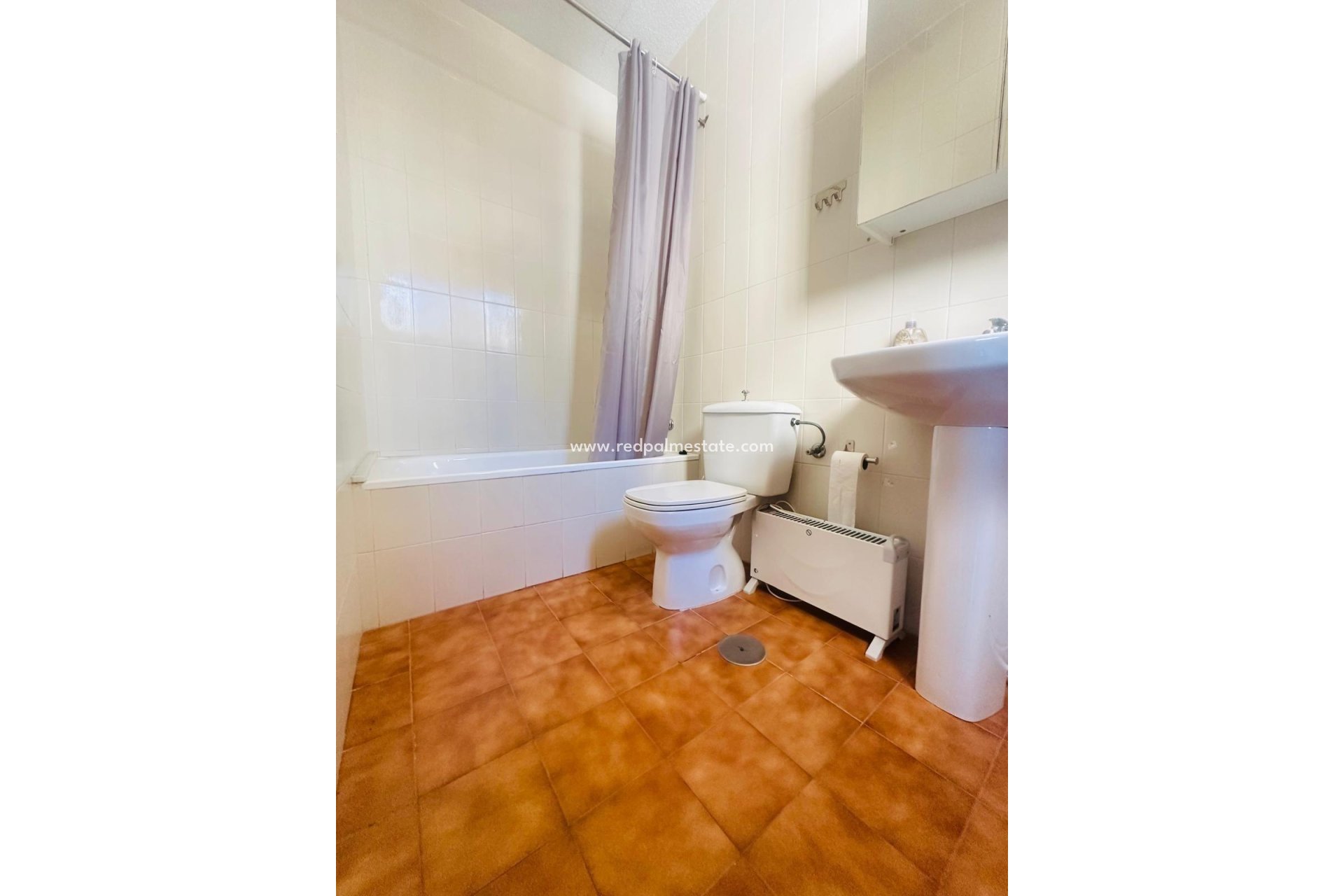 Revente - Maison de ville -
Torrevieja - Centro