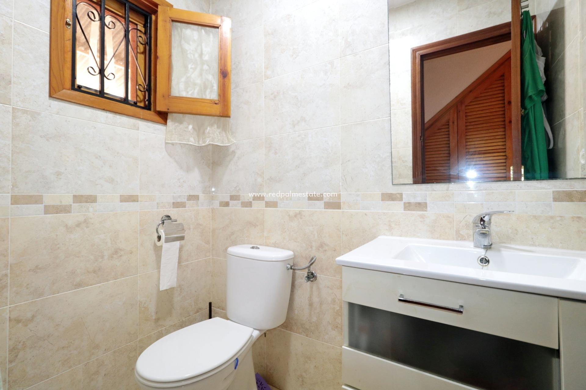 Revente - Maison de ville -
Torrevieja - El Acequión - Los Náufragos
