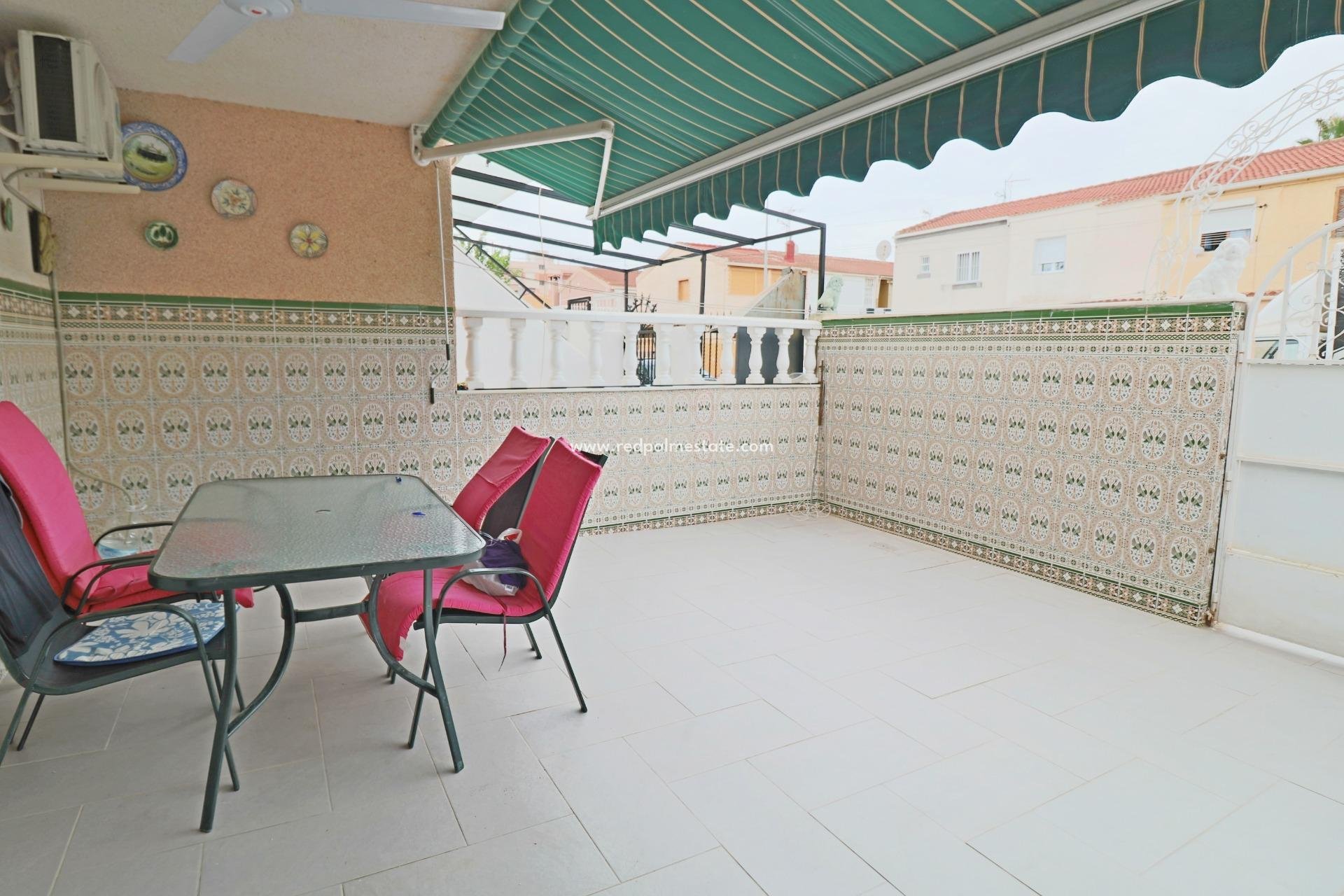 Revente - Maison de ville -
Torrevieja - El Acequión - Los Náufragos