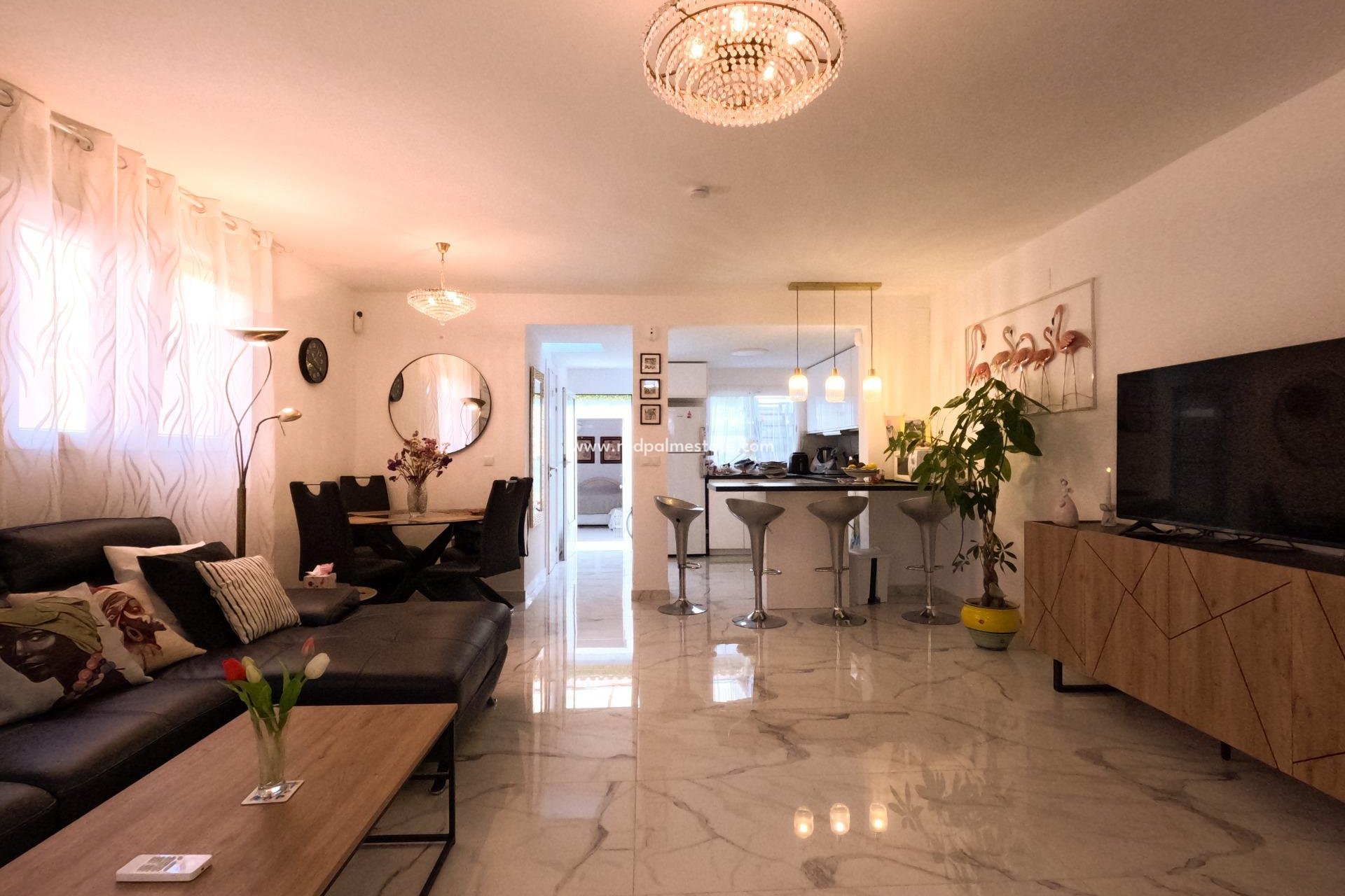 Revente - Maison de ville -
Torrevieja - El Acequión - Los Náufragos