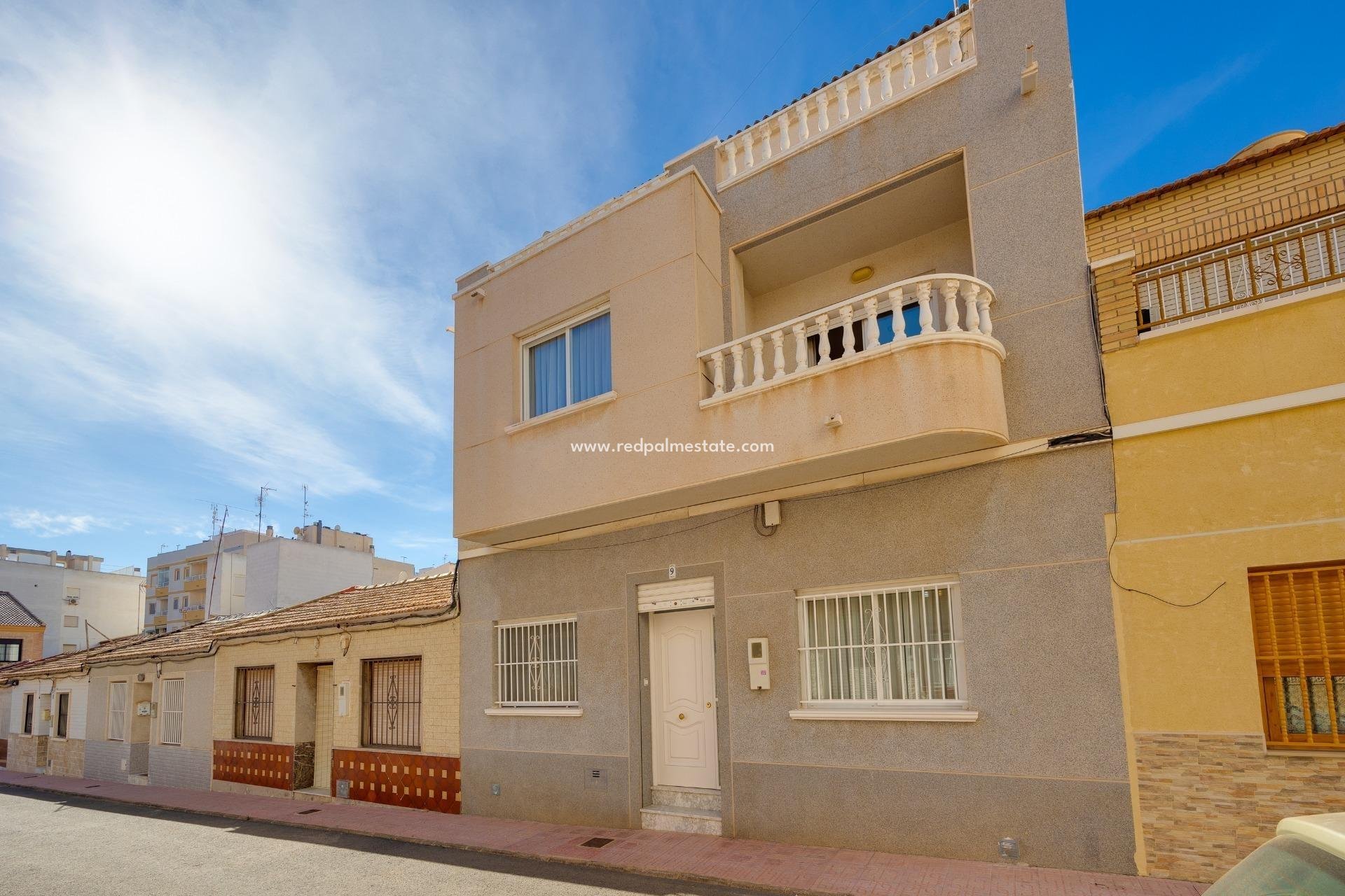 Revente - Maison de ville -
Torrevieja - Estacion de autobuses